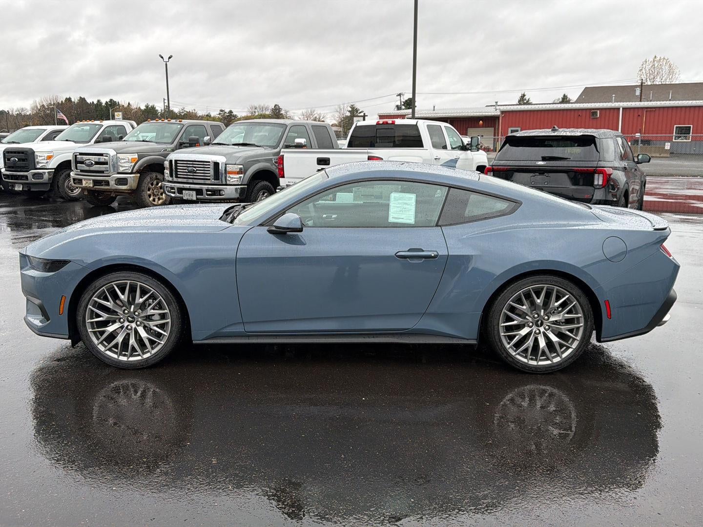 2026 Ford MUSTANG ECOBOOST PREMIUM