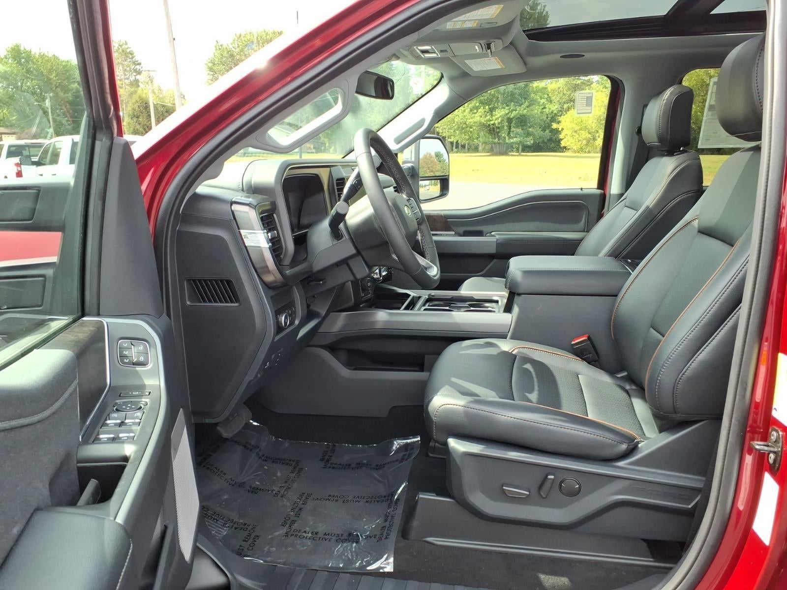 2026 Ford SUPER DUTY F-250 SRW LARIAT