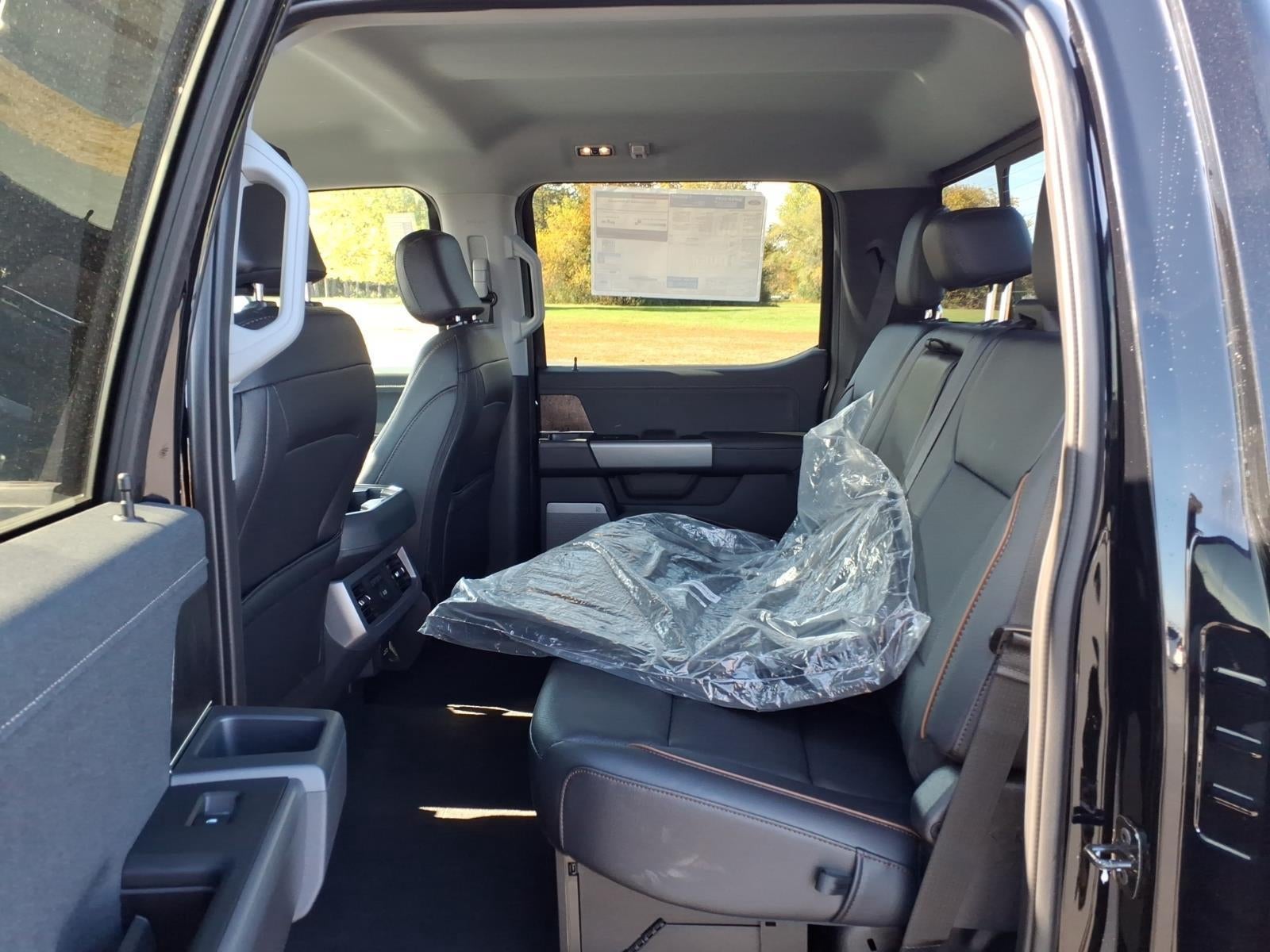 2027 Ford Super Duty F-250 SRW LARIAT