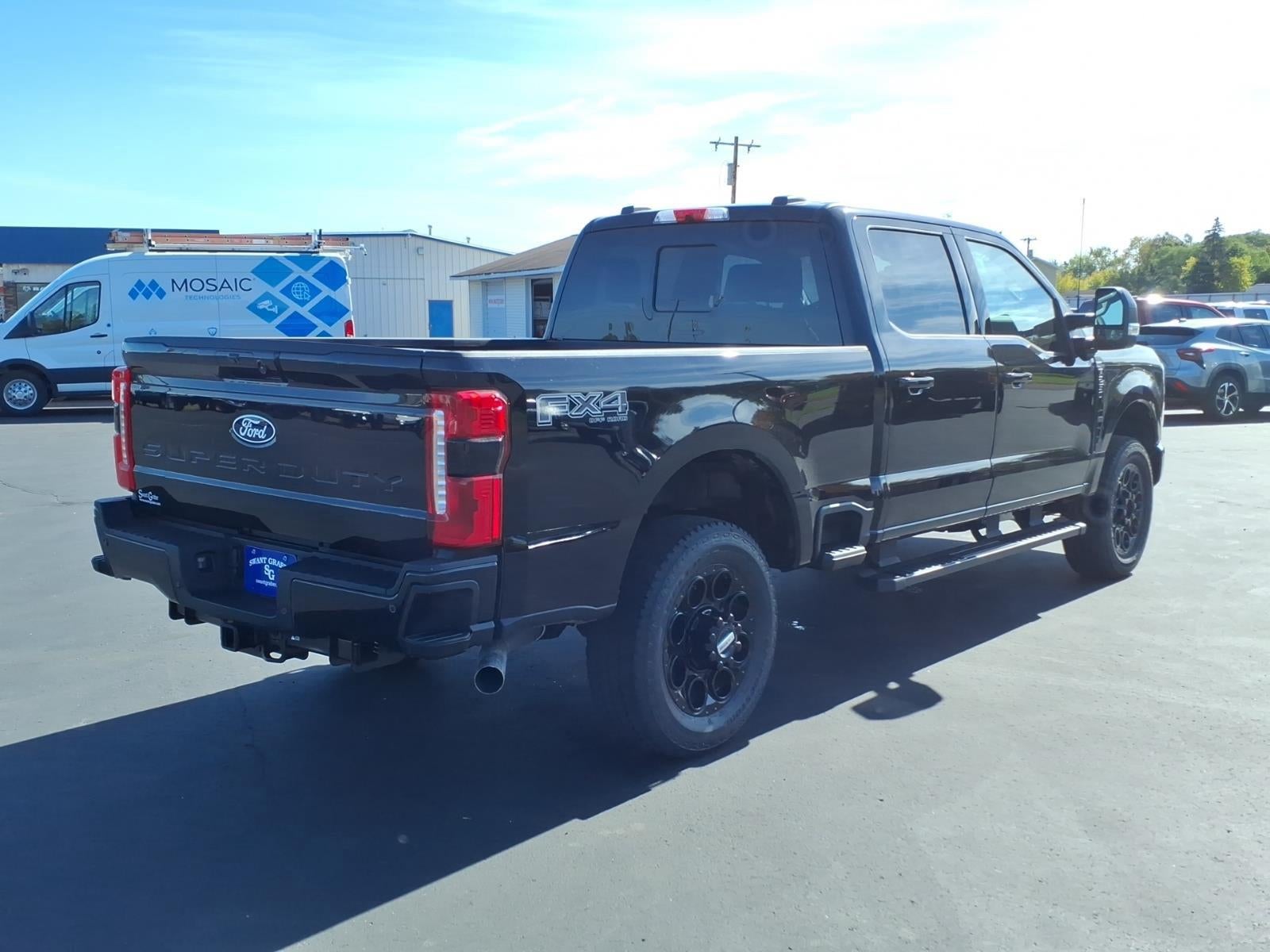 2027 Ford Super Duty F-250 SRW LARIAT