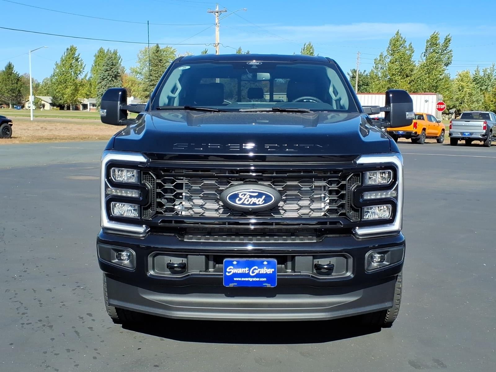 2027 Ford Super Duty F-250 SRW LARIAT
