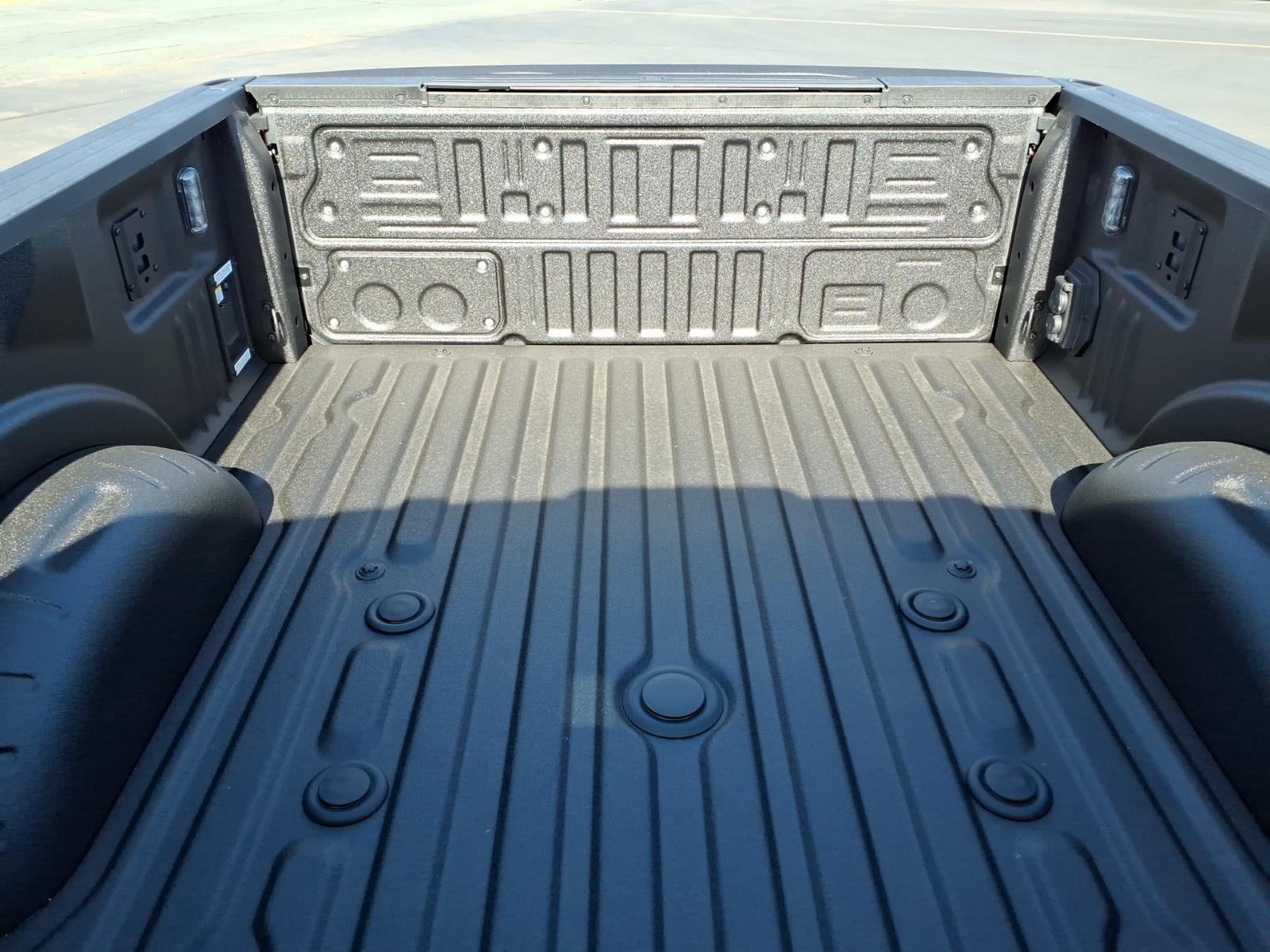 2027 Ford Super Duty F-350 Lariat