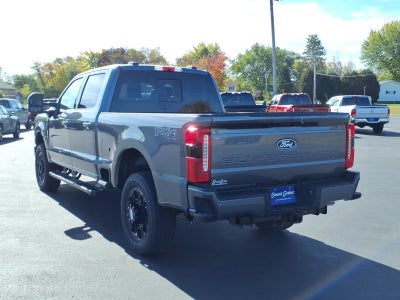 2027 Ford Super Duty F-350 Lariat