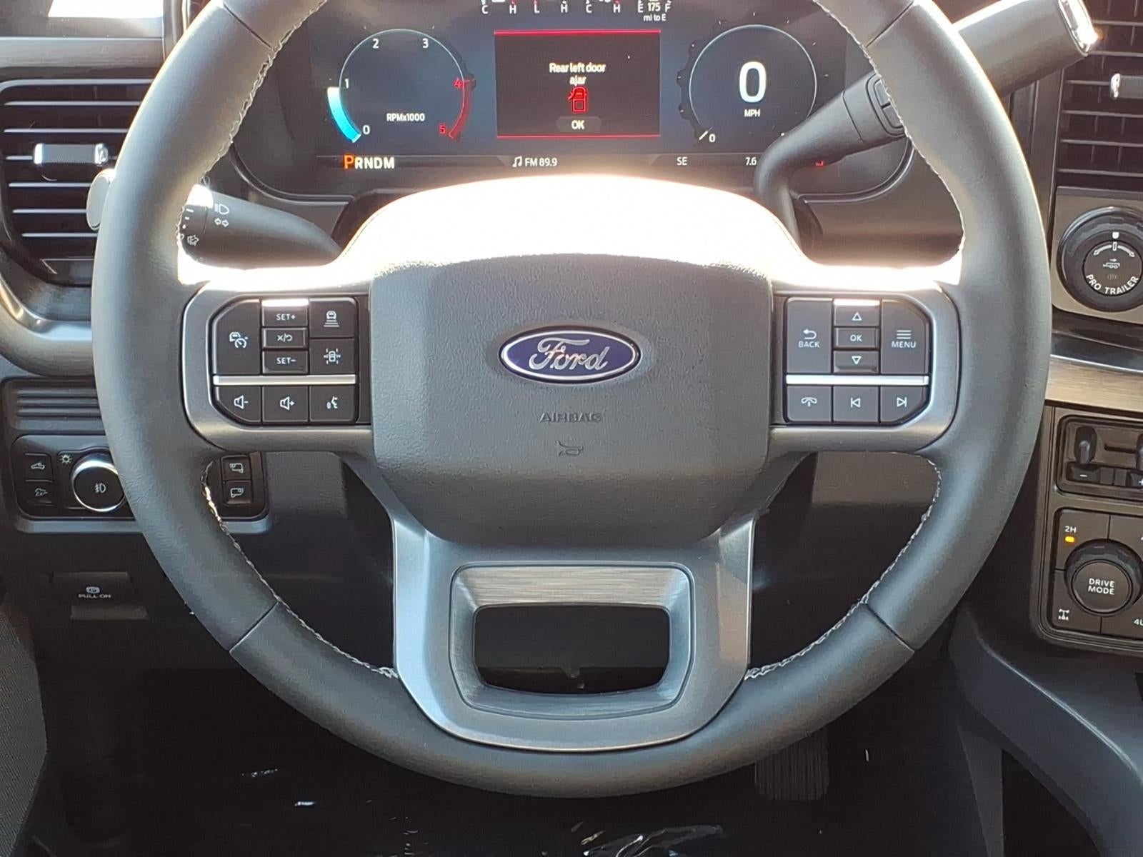 2027 Ford Super Duty F-350 SRW LARIAT