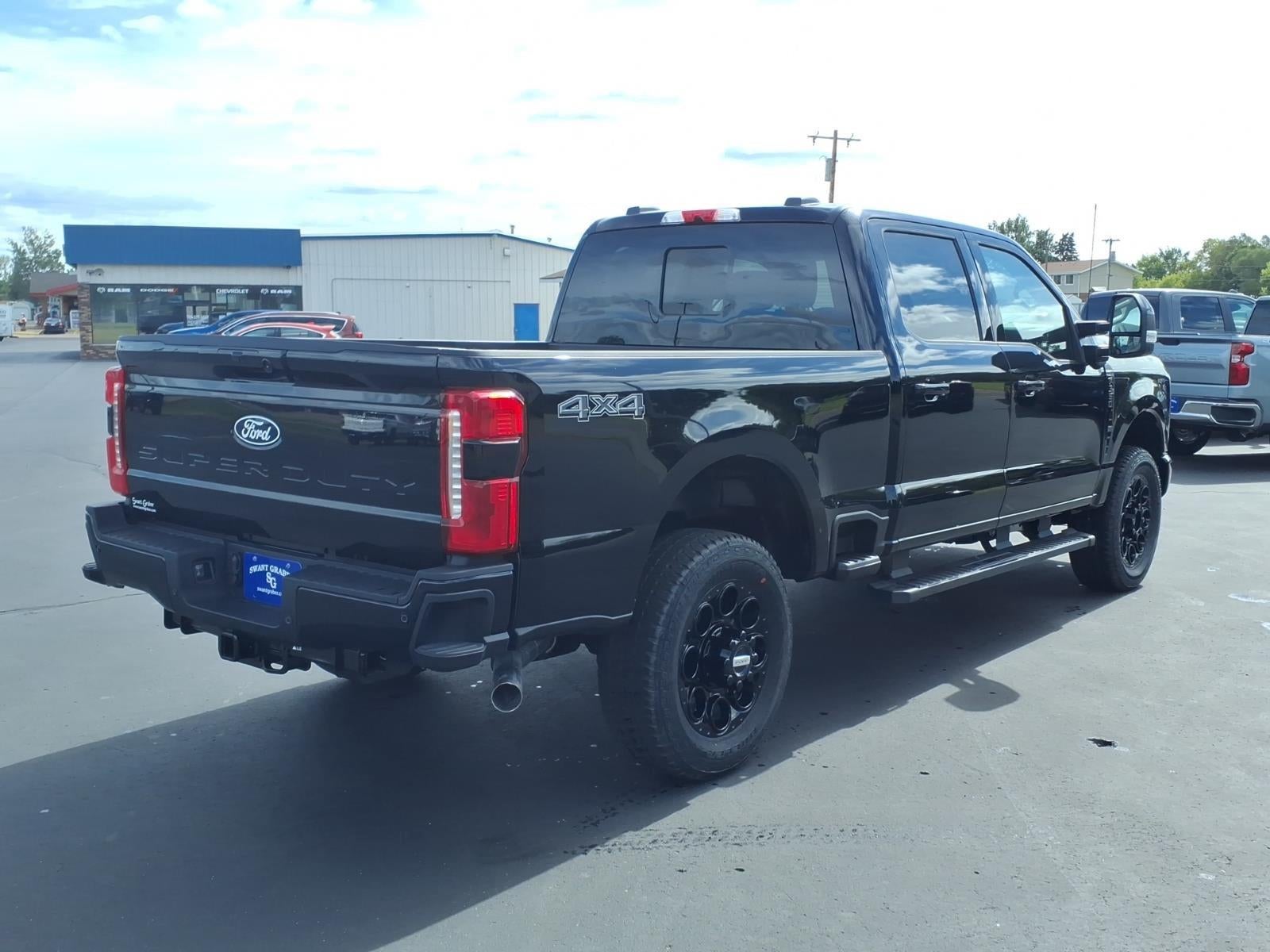 2027 Ford Super Duty F-350 Lariat