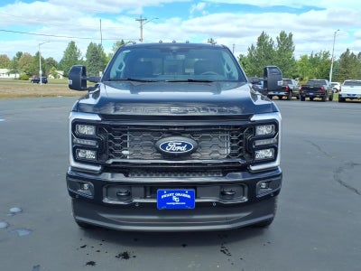 2027 Ford Super Duty F-350 Lariat
