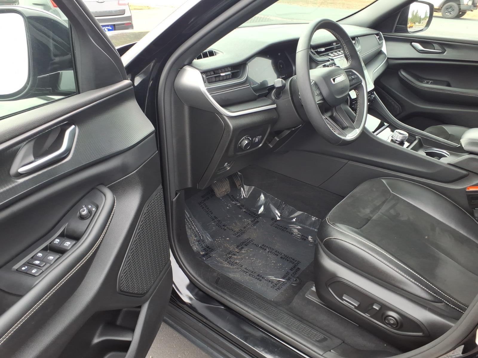 2023 Jeep Grand Cherokee Altitude X 4x4