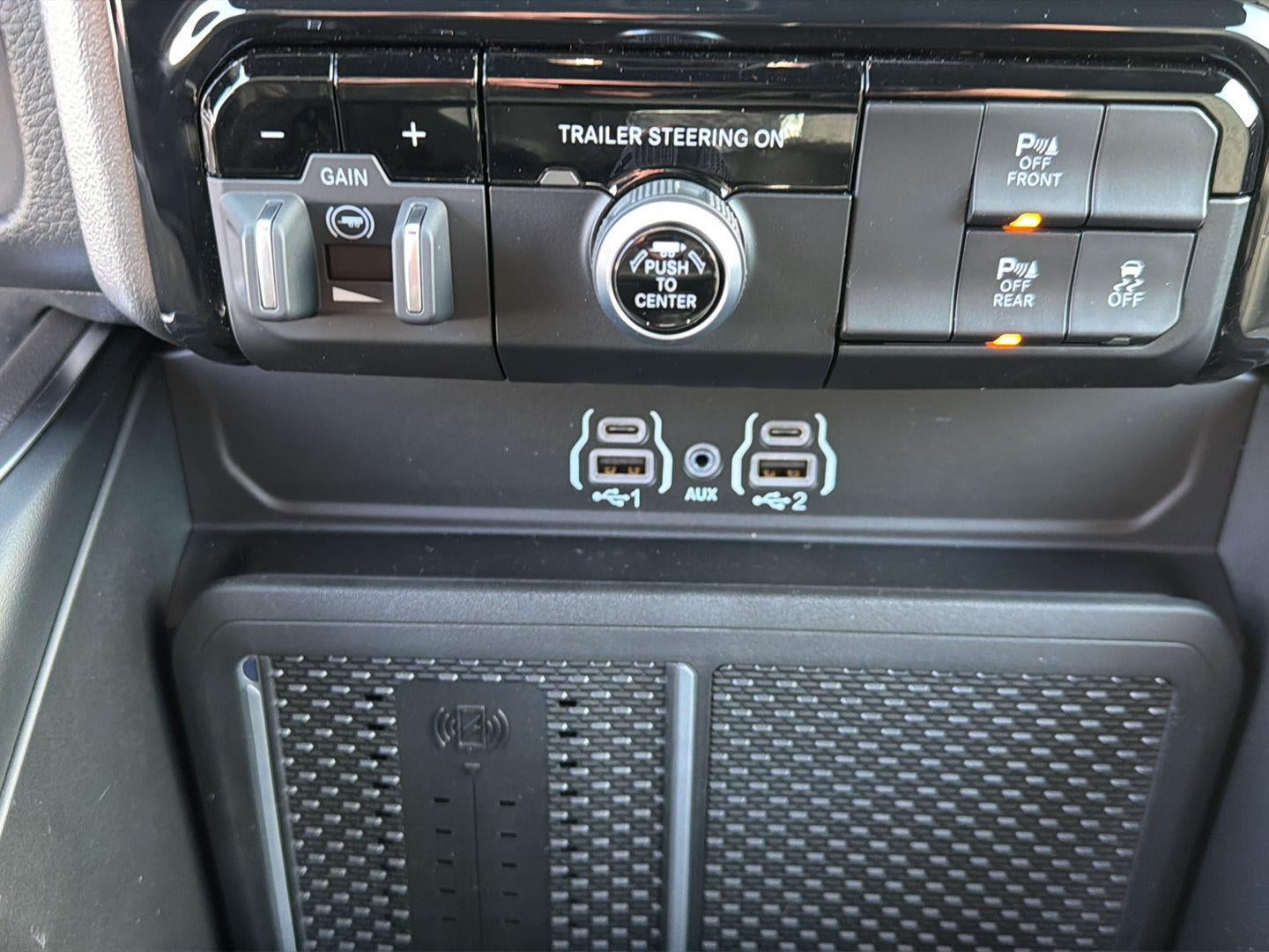2027 RAM Ram 1500 RAM 1500 BIG HORN CREW CAB 4X4 5'7' BOX