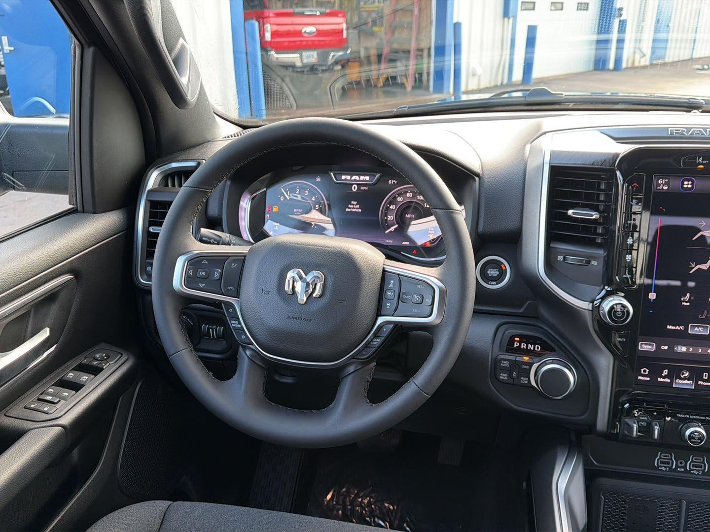 2027 RAM Ram 1500 RAM 1500 BIG HORN CREW CAB 4X4 5'7' BOX