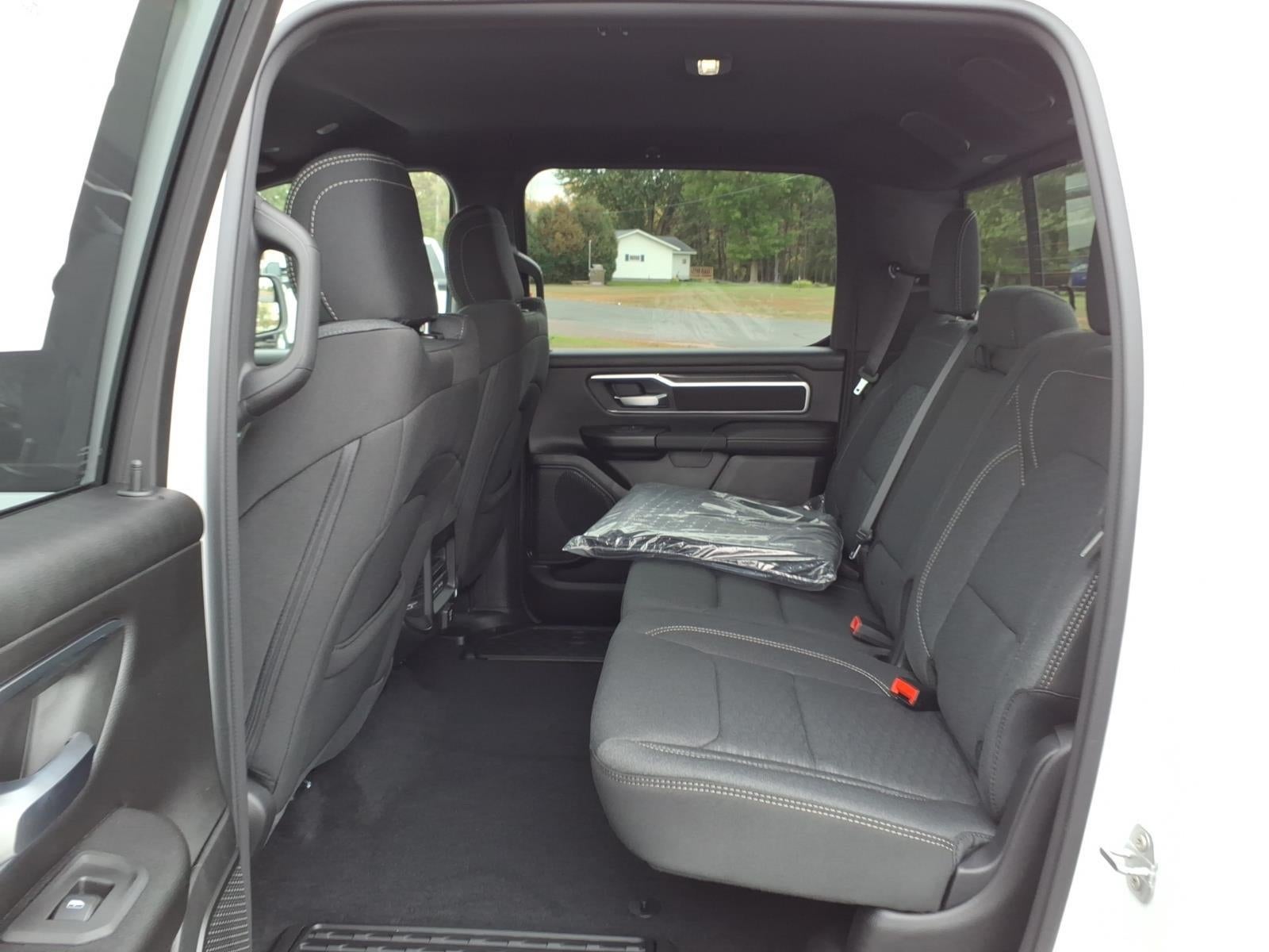 2027 RAM Ram 1500 RAM 1500 BIG HORN CREW CAB 4X4 5'7' BOX
