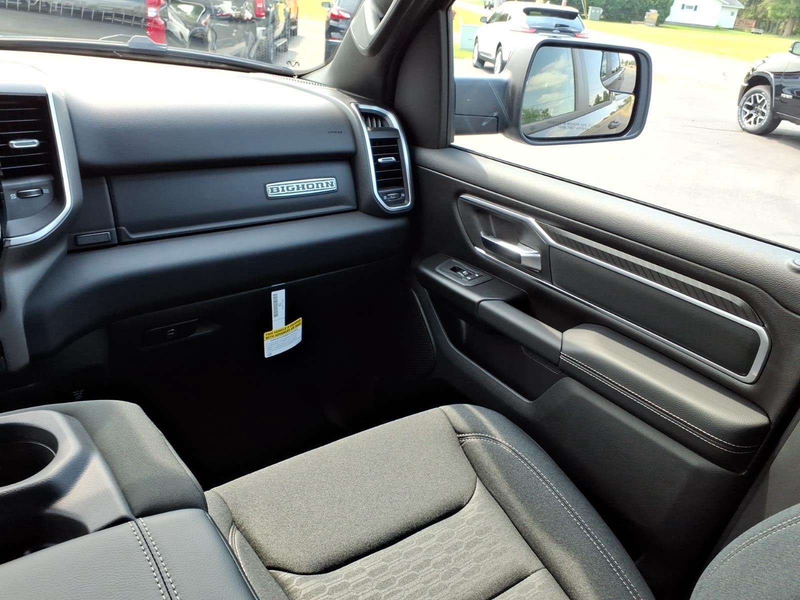 2026 RAM Ram 1500 RAM 1500 BIG HORN CREW CAB 4X4 6'4' BOX